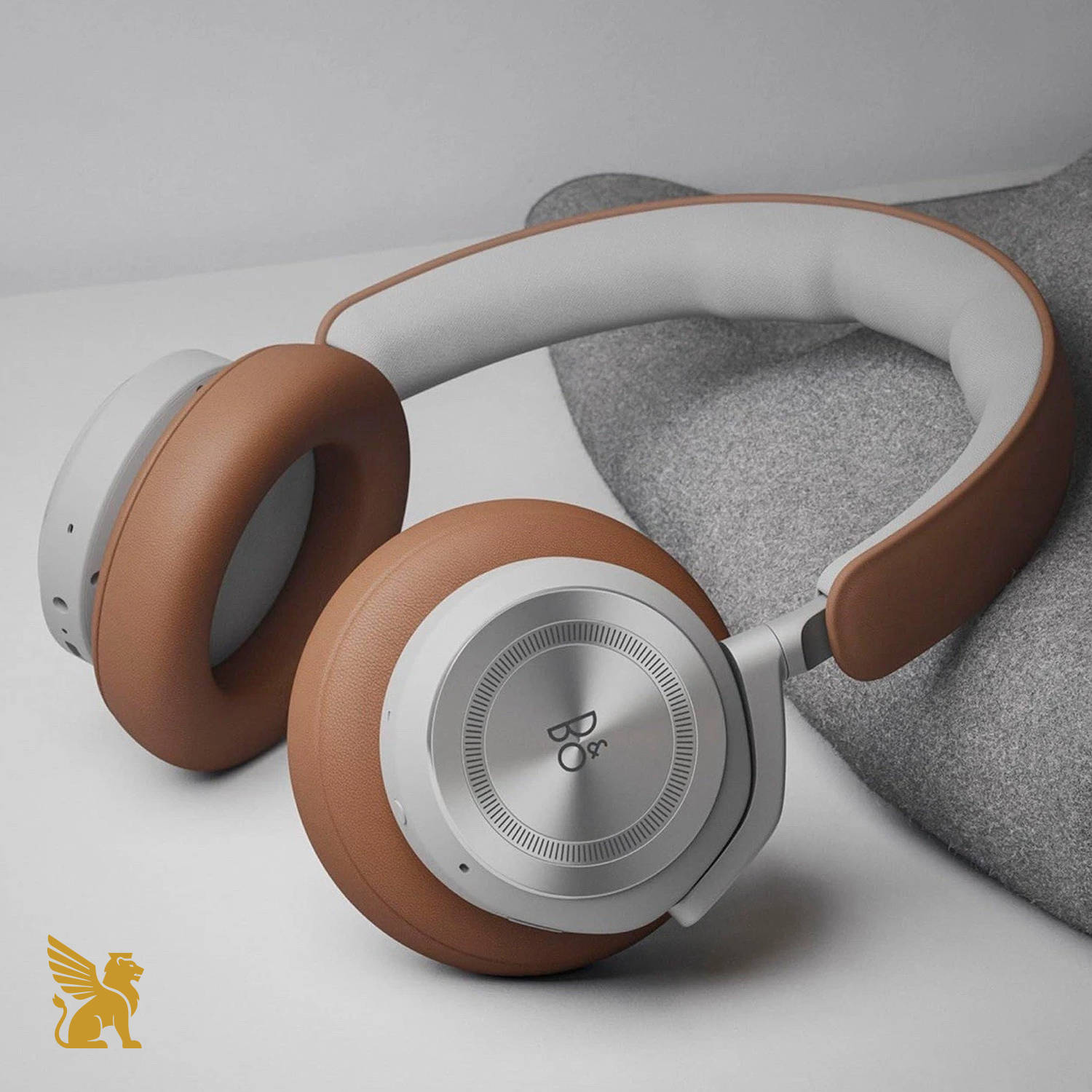 Bang & Olufsen Beoplay HX